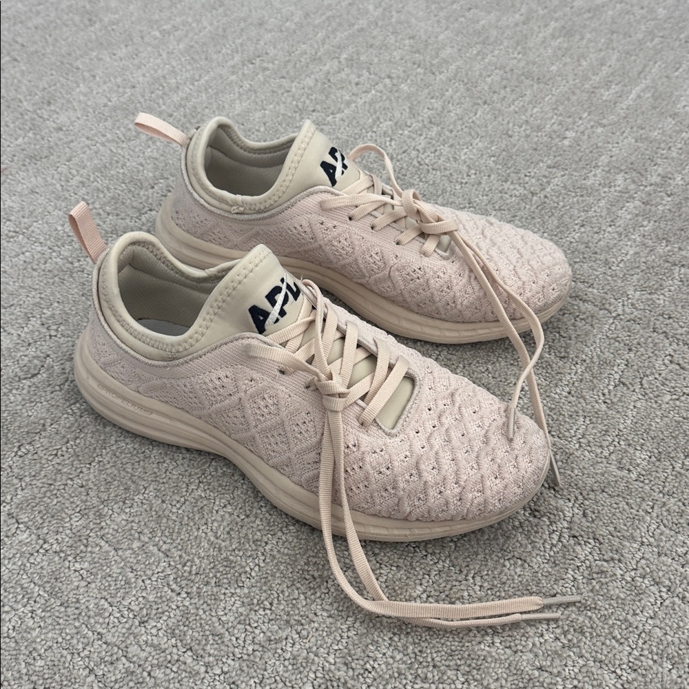 APL Techloom Phantom Sneakers sandcastle cream off white ecru beige offwhite